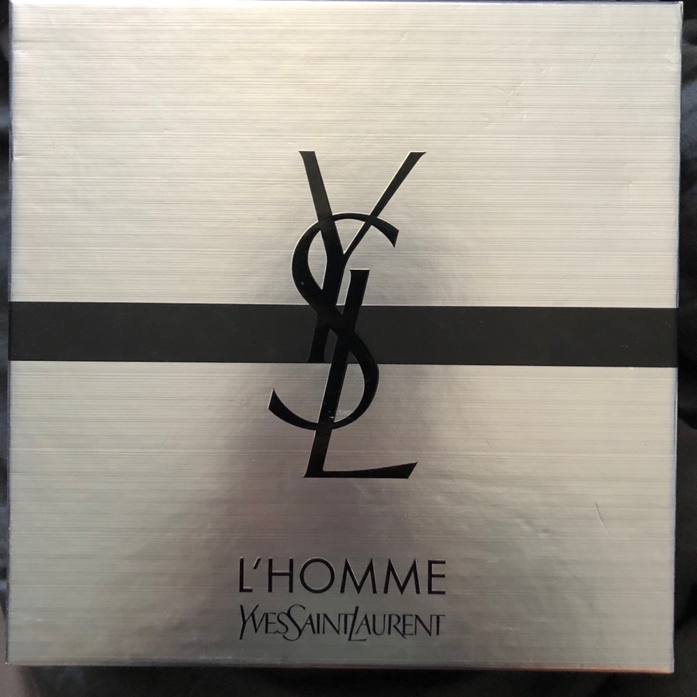 Men’s fragrance cologne